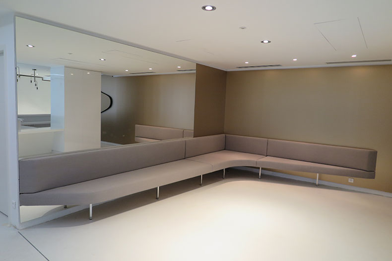 banquette-sur-mesure-salle-d_attente